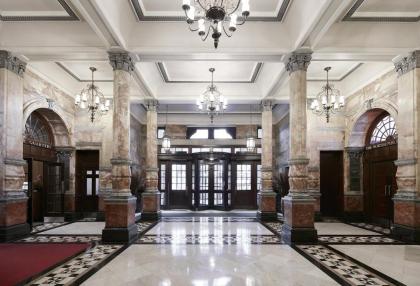 Club Quarters HotelTrafalgar Square - image 5