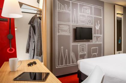 ibis London East Barking - image 9