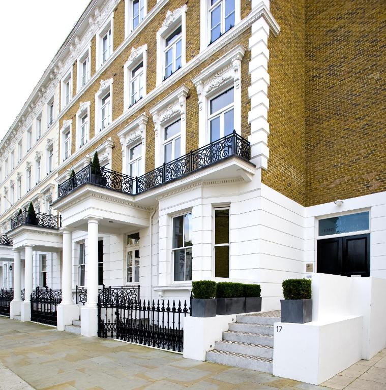 Templeton Place by Supercity Aparthotels - main image