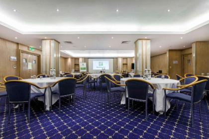 Holiday Inn London Oxford Circus - image 11