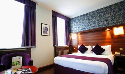 Holiday Inn London Oxford Circus - image 2