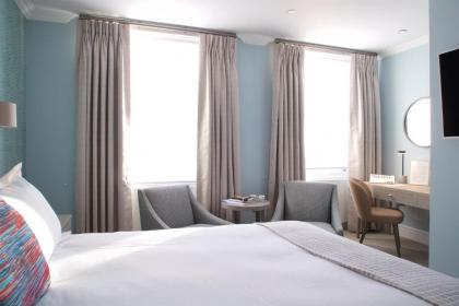 54 Queen's Gate Hotel - image 15