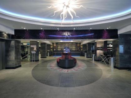 DoubleTree By Hilton London - West End - image 2