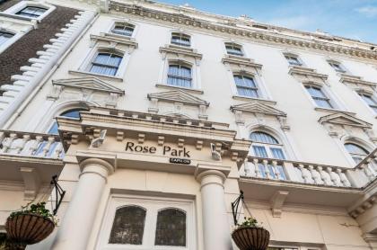 Rose Park Hotel - image 13