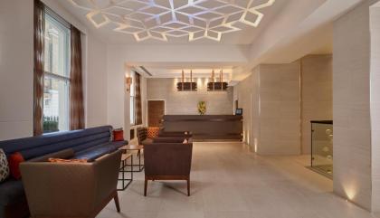 Norfolk Towers Paddington - image 1