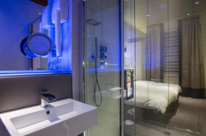 Henley House Hotel - image 15