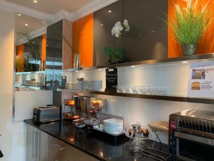 Henley House Hotel - image 2