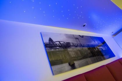Henley House Hotel - image 9