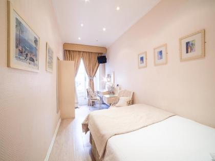 OYO Amsterdam Hotel - image 18