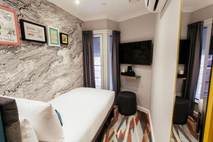Oliver Plaza Hotel - image 13