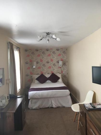 George Hotel - image 19