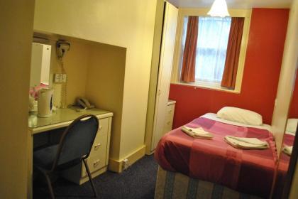 Guilford House Hotel - image 17