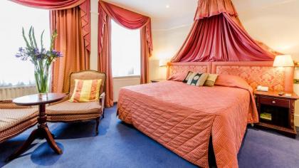 Hotel La Place - image 1