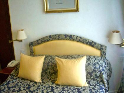 Hotel La Place - image 7