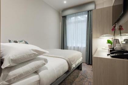 Blandford Hotel - image 10