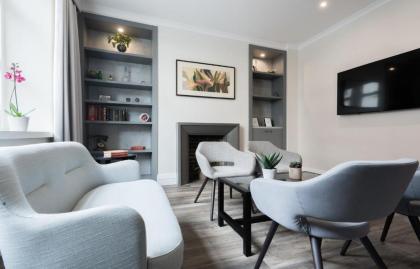 Blandford Hotel - image 17