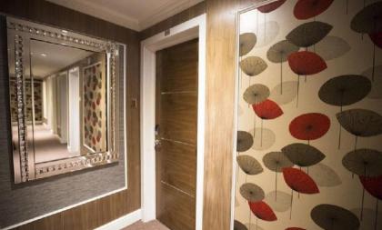 Cheshire Hotel - image 12