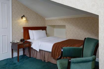 Best Western Swiss Cottage Hotel - image 18
