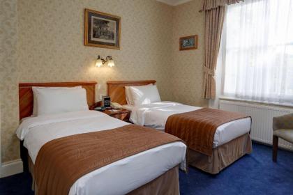 Best Western Swiss Cottage Hotel - image 9