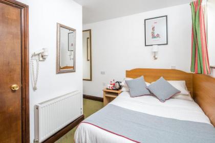 Abbey Hotel - image 10