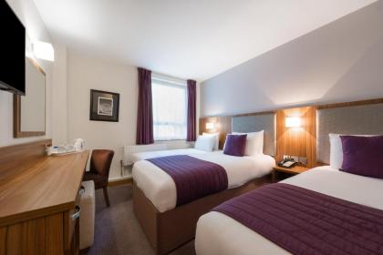 Quality Hotel Hampstead - image 6