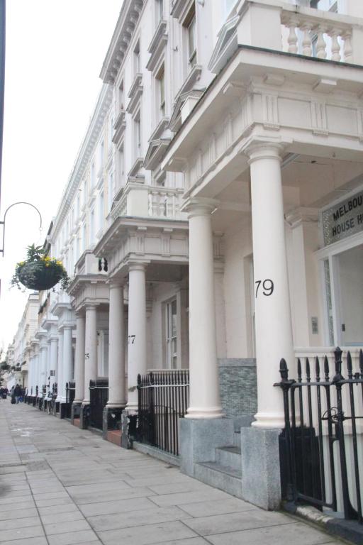 Melbourne House Hotel - main image
