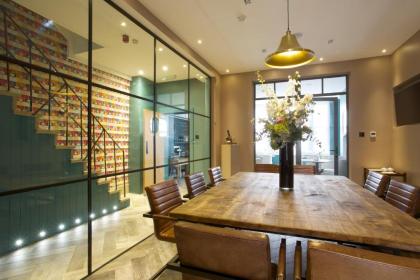Georgian House Hotel - image 4