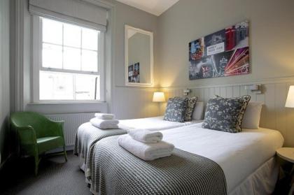 Georgian House Hotel - image 9