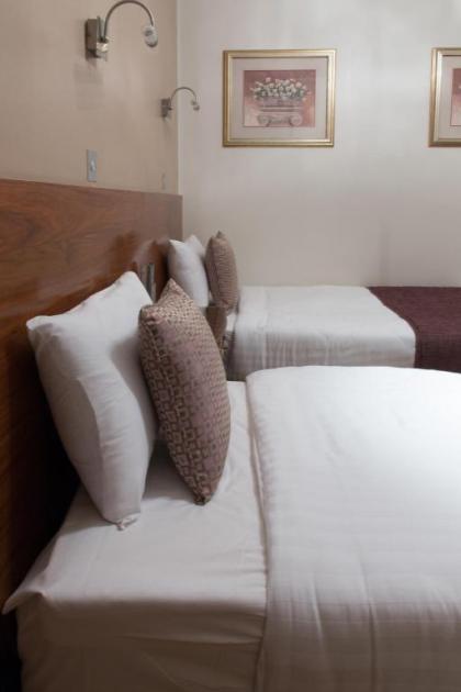 Garden View Hotel - image 11