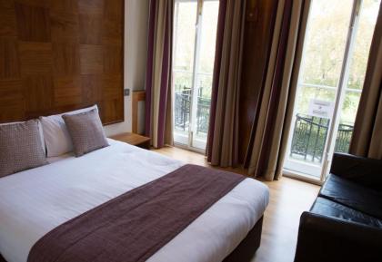 Garden View Hotel - image 4