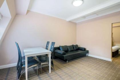 Comfort Inn Kings Cross - image 20