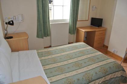 The Belgrove Hotel - image 11