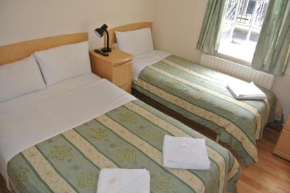 The Belgrove Hotel - image 4