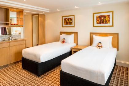 Copthorne Tara Hotel London Kensington - image 8