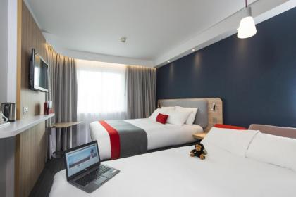 Holiday Inn Express London-Hammersmith - image 5