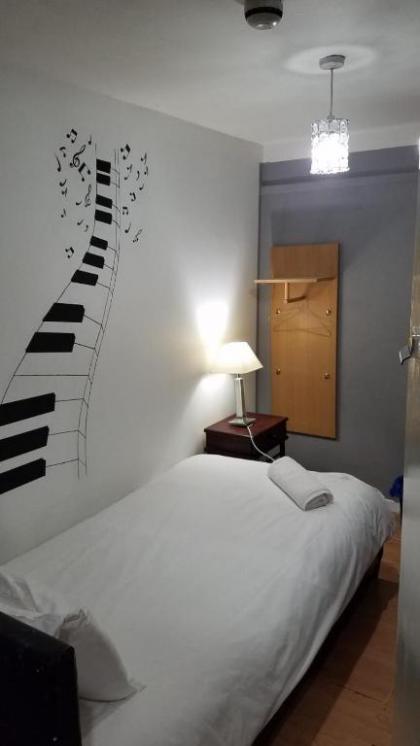 City View Hotel Roman Road - image 5
