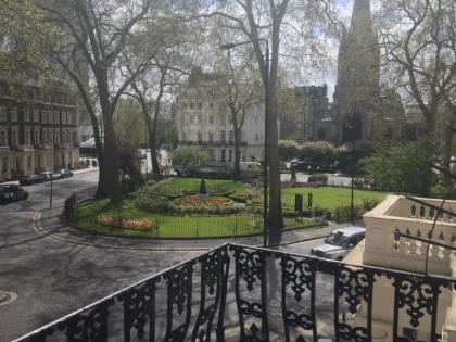 Lancaster Court Hotel - image 18