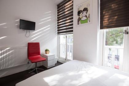 News Hotel Charlotte&Tottenham Rooms&Flats by DC London Rooms - image 2