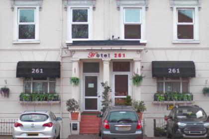 Hotel 261 - image 14
