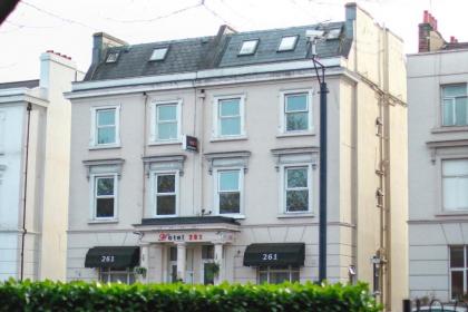 Hotel 261 - image 15