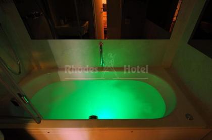 Rhodes Hotel - image 4