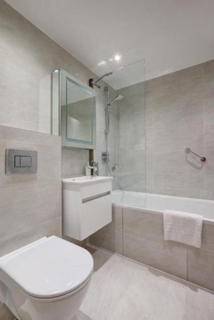 Collingham Serviced Apartments - image 12