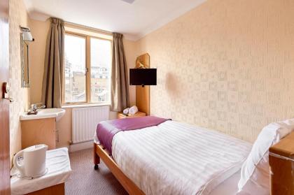 OYO 24 Sussex London Paddington - image 12