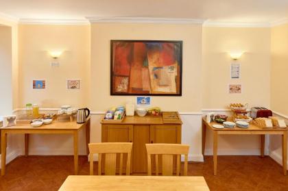 OYO 24 Sussex London Paddington - image 17