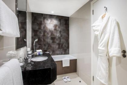Holiday Inn London - Kensington High St. - image 13