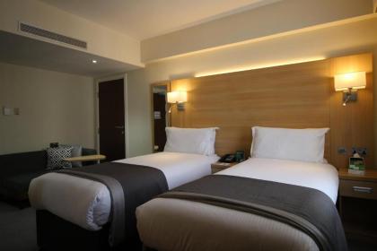 Holiday Inn London - Kensington High St. - image 16