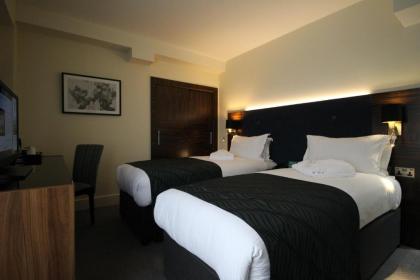 Holiday Inn London - Kensington High St. - image 18