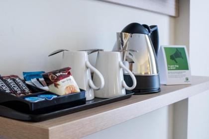 Holiday Inn London - Kensington High St. - image 7