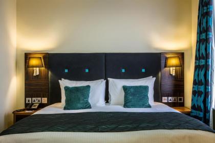 Holiday Inn London - Kensington High St. - image 9