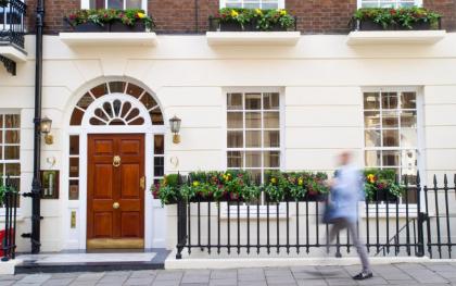 9 Hertford Street - image 16